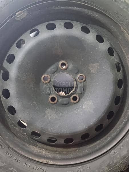 Pirelli 205/55 R16 Zimska