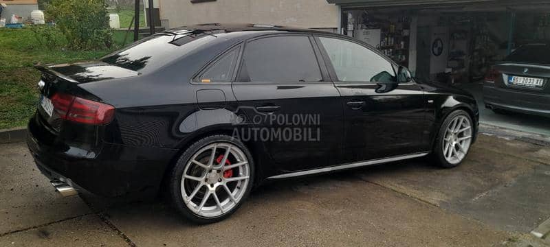 Audi A4 2.0 TDI 3xS line