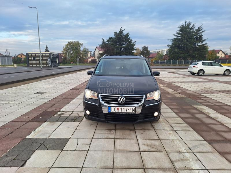 Volkswagen Touran 1.4 tsi
