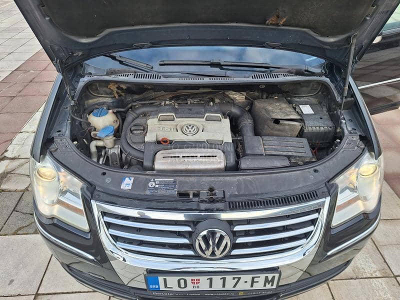 Volkswagen Touran 1.4 tsi
