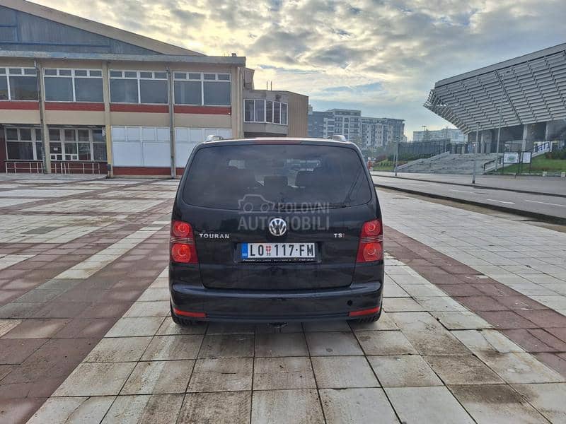 Volkswagen Touran 1.4 tsi