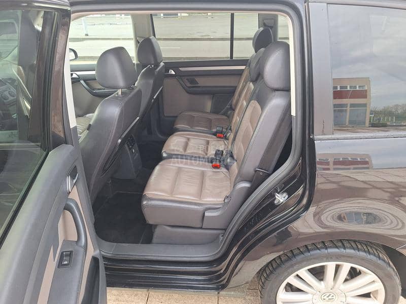 Volkswagen Touran 1.4 tsi