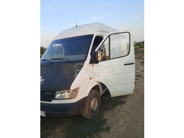 Mercedes Benz Sprinter 312