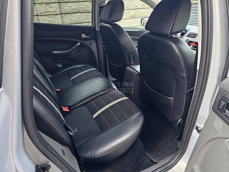 Ford Kuga 2.0 TDCI  TITANIUM