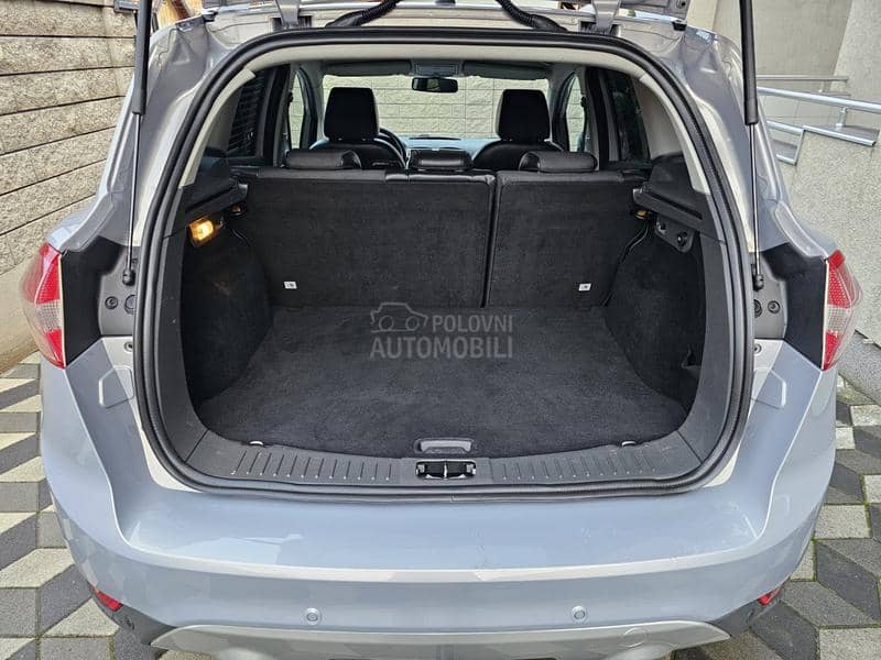 Ford Kuga 2.0 TDCI  TITANIUM