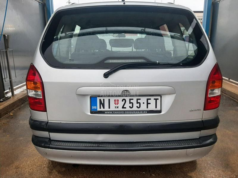Opel Zafira 7 s e d. DTi 10.2026