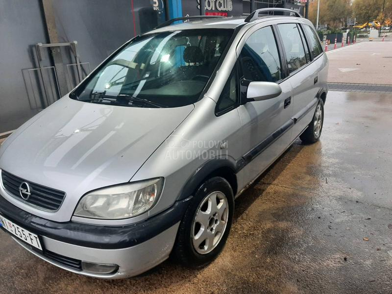 Opel Zafira 7 s e d. DTi 10.2026