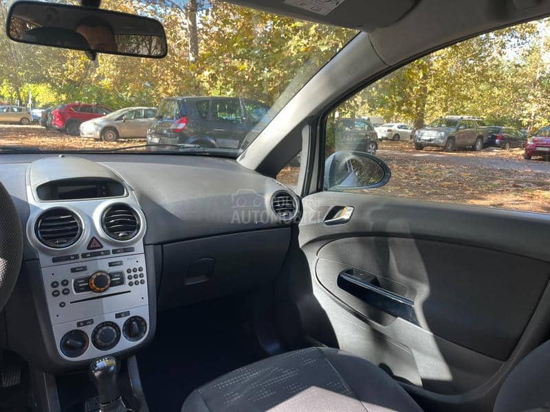 Opel Corsa D 1.2 TNG