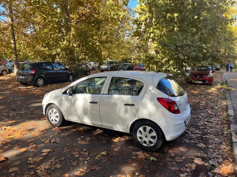 Opel Corsa D 1.2 TNG