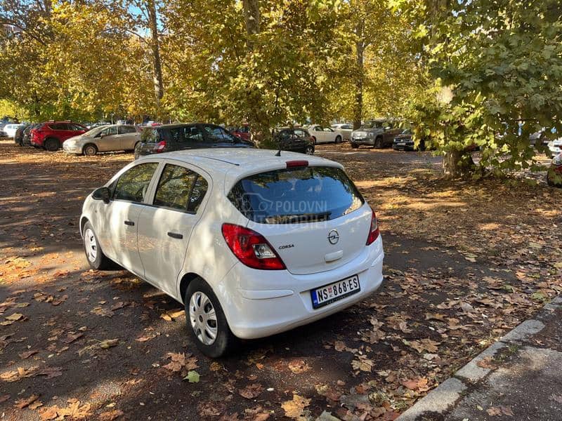Opel Corsa D 1.2 TNG