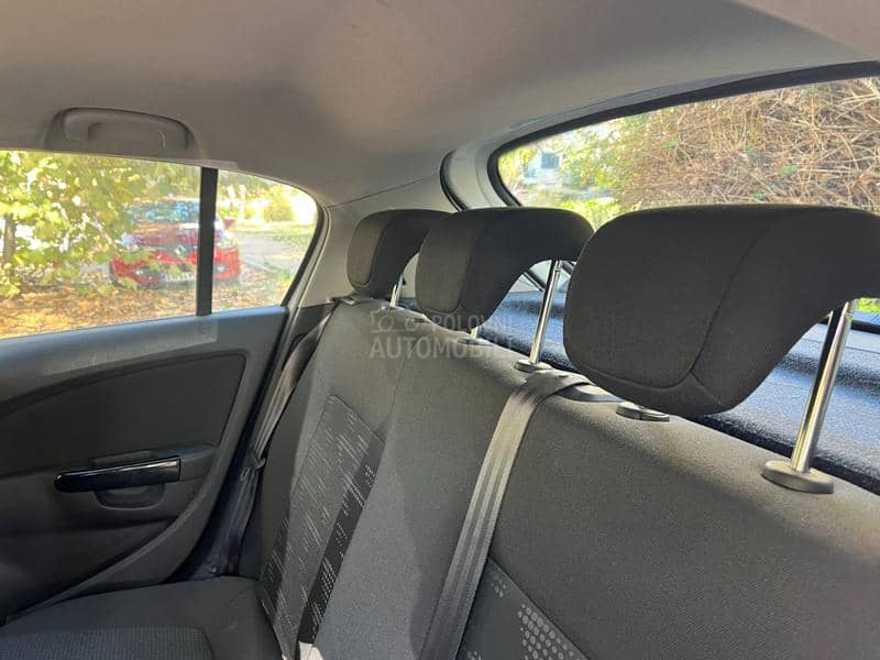 Opel Corsa D 1.2 TNG