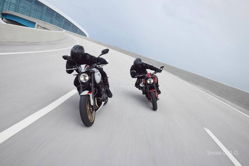 Triumph Trident 800 USKORO