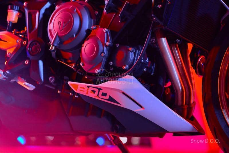 Triumph Trident 800 USKORO