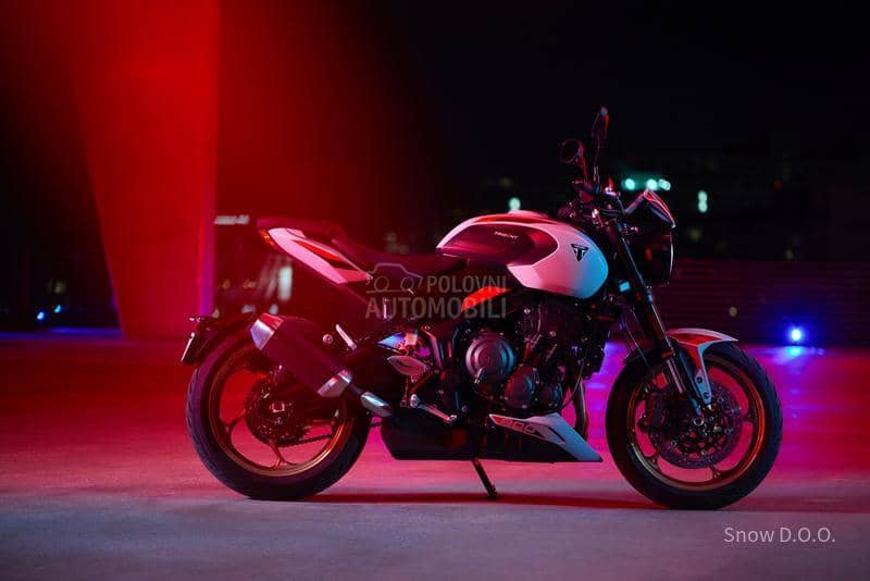 Triumph Trident 800 USKORO