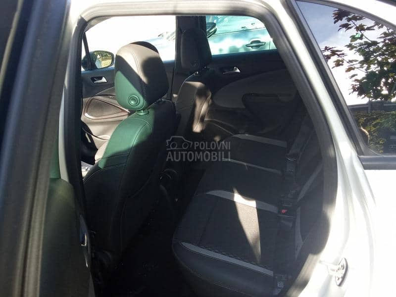 Opel Crossland X  CROSSOWER