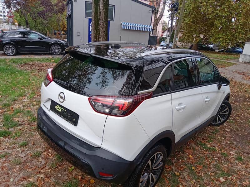 Opel Crossland X  CROSSOWER