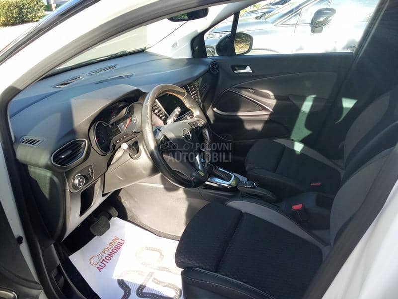 Opel Crossland X  CROSSOWER