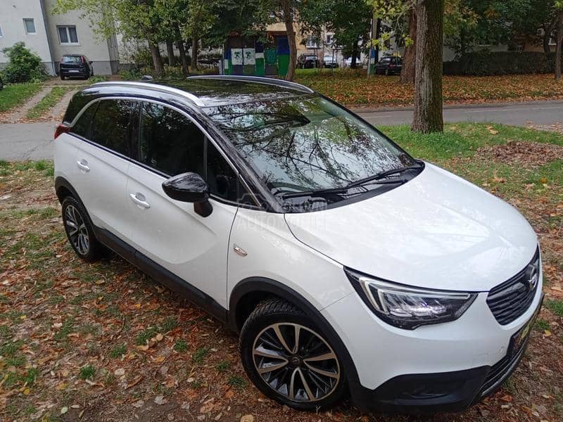 Opel Crossland X  CROSSOWER