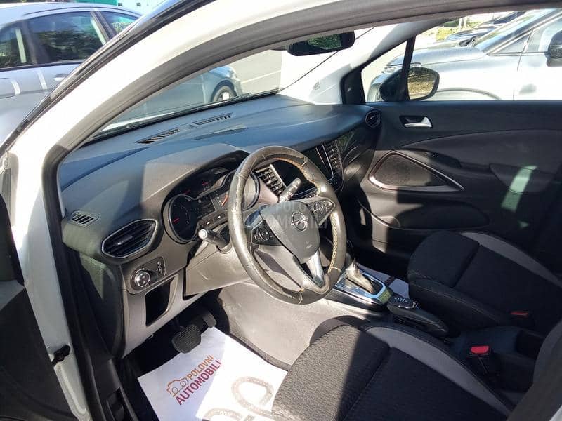 Opel Crossland X  CROSSOWER