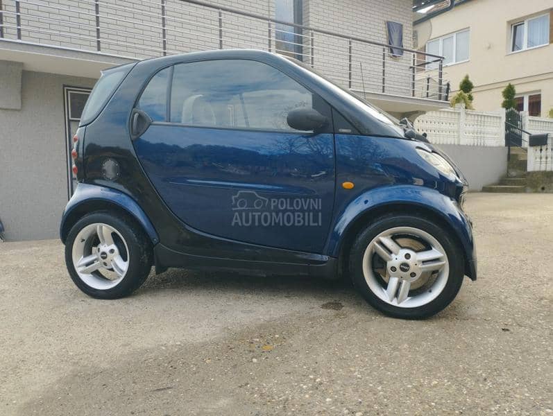 Smart ForTwo pure