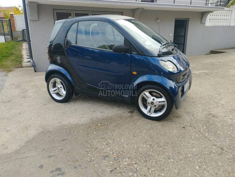 Smart ForTwo pure