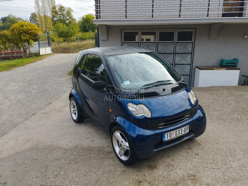 Smart ForTwo pure