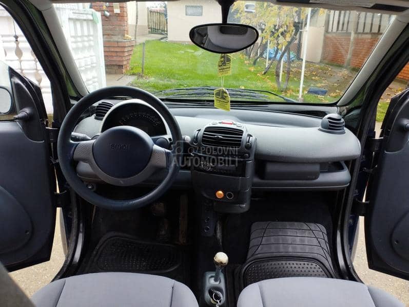 Smart ForTwo pure