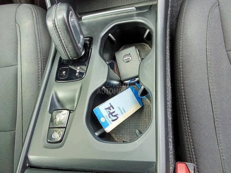 Volvo XC40 2,0D Black edit