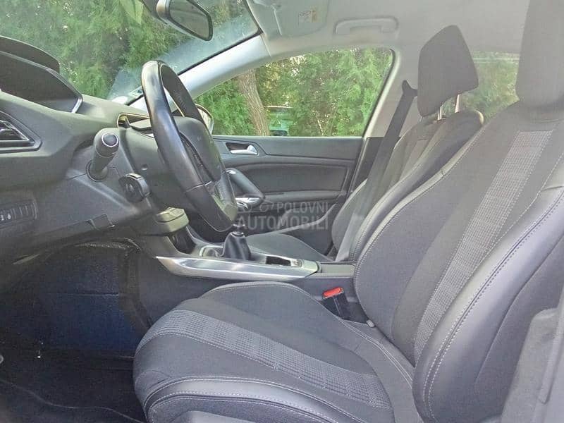 Peugeot 308 VIRTUAL ALLURE