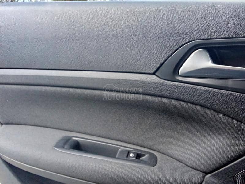 Peugeot 308 VIRTUAL ALLURE