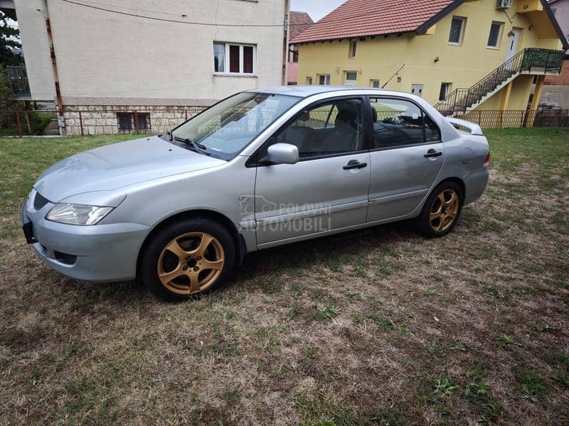 Mitsubishi Lancer 1.6