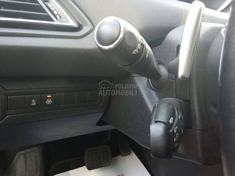 Peugeot 308 1,5hdi virual aut