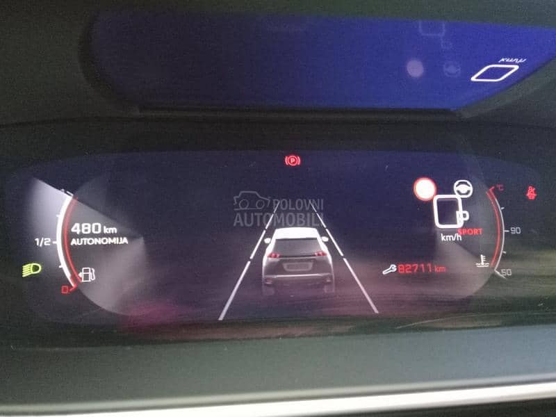 Peugeot 2008 GT LINE PANO