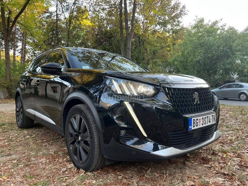 Peugeot 2008 GT LINE PANO
