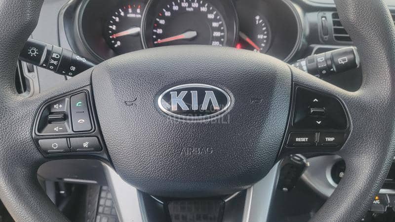 Kia Rio 1.1 CRDI DYNAMICS