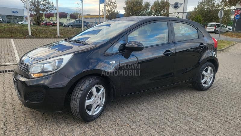 Kia Rio 1.1 CRDI DYNAMICS