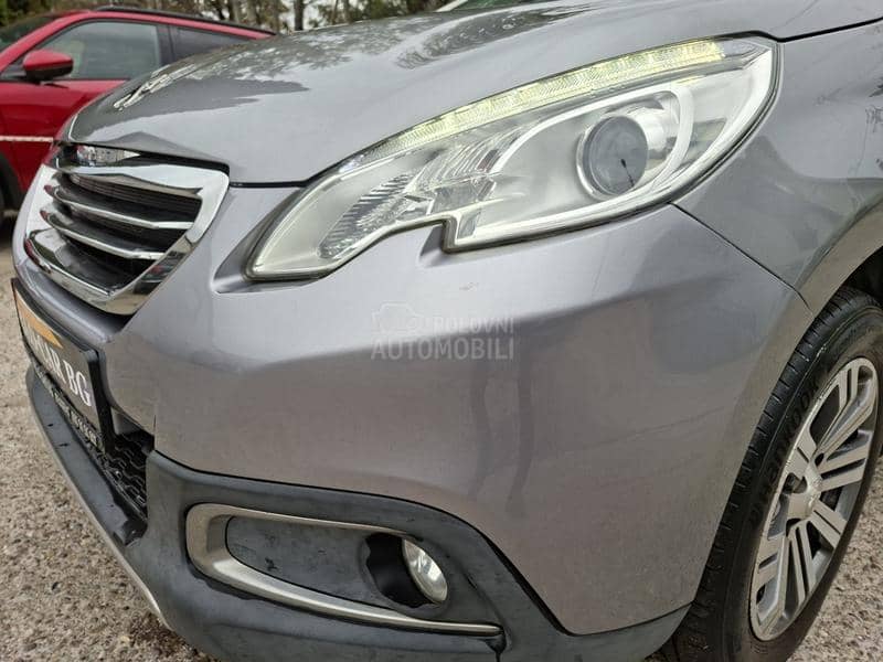 Peugeot 2008 1.2B,PAN/NAV/Servis