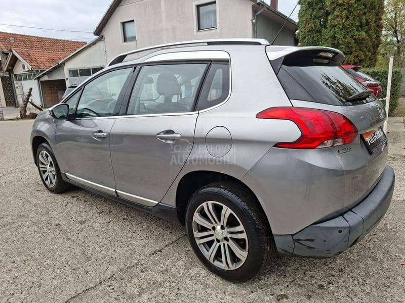 Peugeot 2008 1.2B,PAN/NAV/Servis