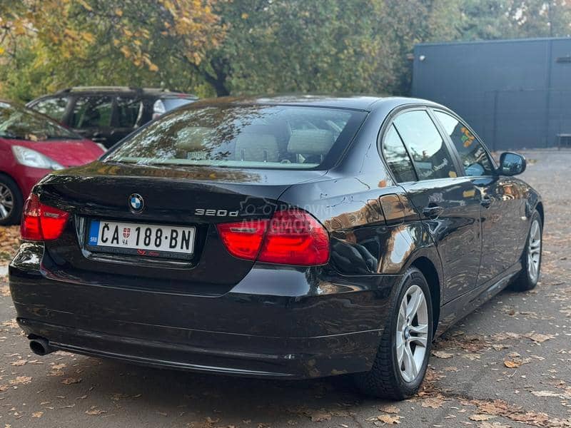 BMW 320 