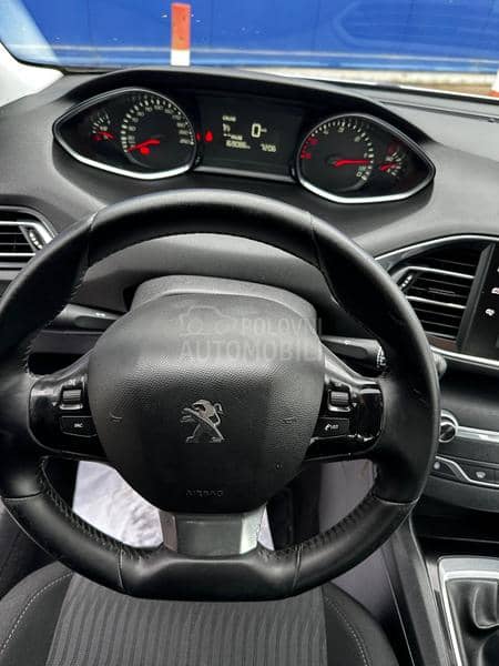 Peugeot 308 1.6 bluEhdi
