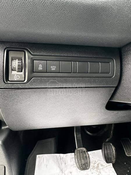 Peugeot 308 1.6 bluEhdi