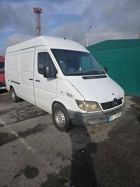 Mercedes Benz Sprinter 313