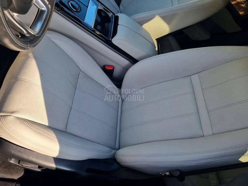 Land Rover Range Rover Velar D240 4wd R-dynam Se