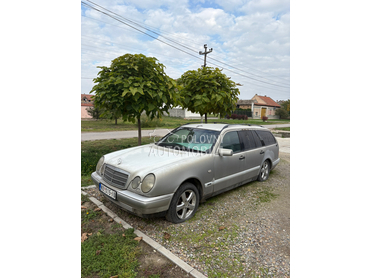 Mercedes Benz E 220 pogrebno