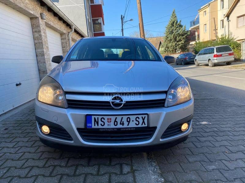 Opel Astra H 1.6 B.E.N.Z.77 K.W