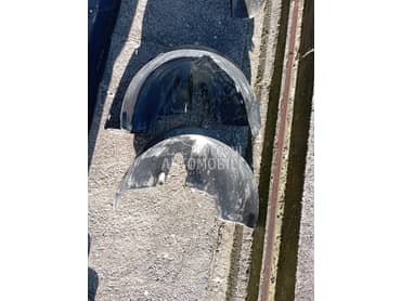 Podkrila / koruze zadnje za Peugeot 207