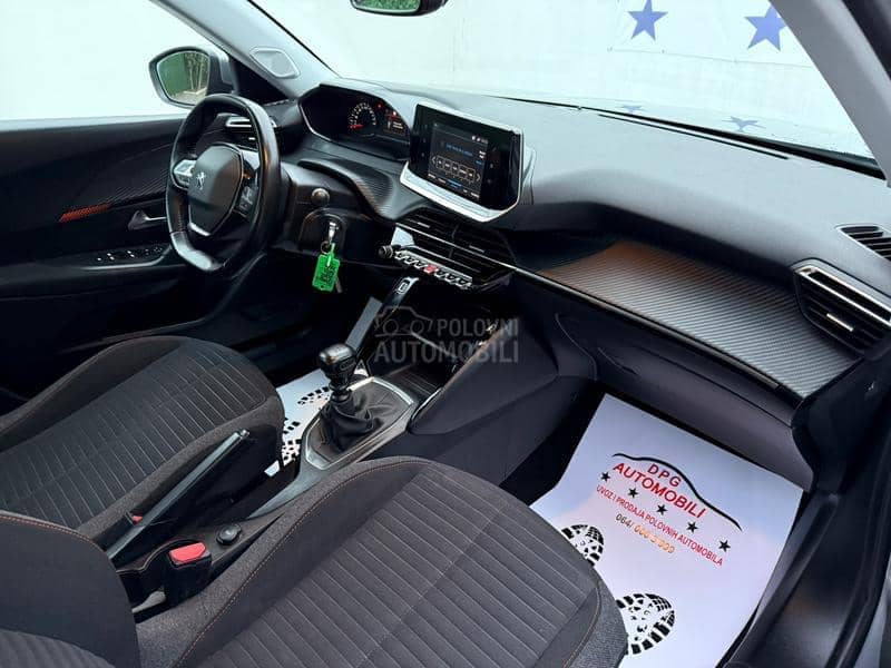 Peugeot 2008 1.5HDI ALLURE/FUL