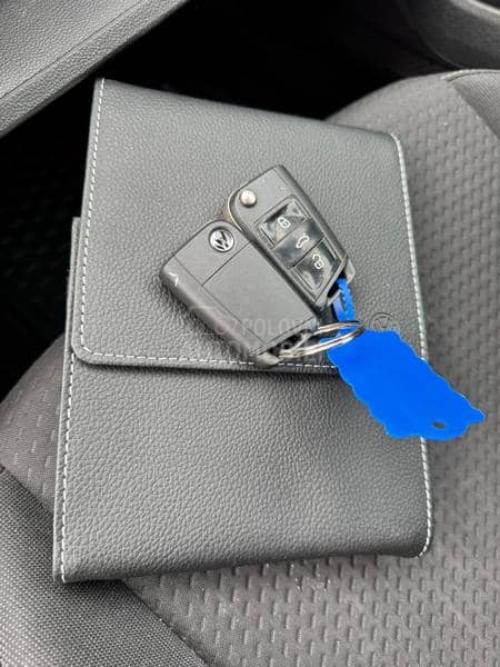 Volkswagen Polo 1.0 TGI NOV