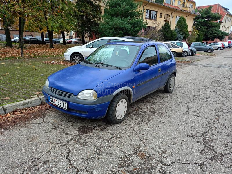 Opel Corsa B 1.0
