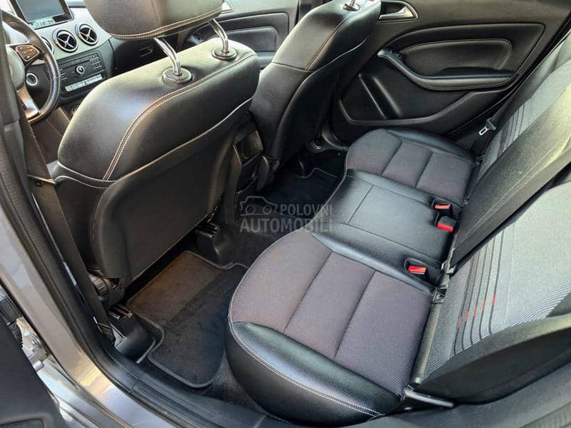 Mercedes Benz B 180 Sport